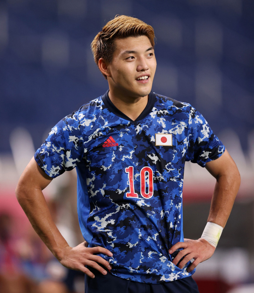 日本队绝杀泰国队，安赛龙刷新纪录