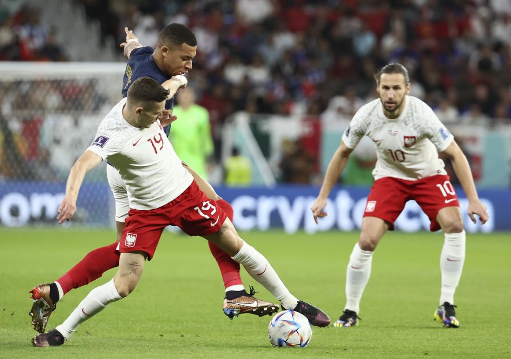 法国队轻取印度队，辛杜关键制胜