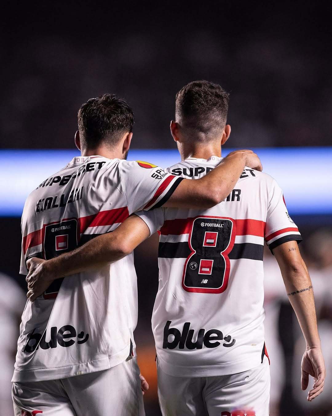 切尔西碾压那不勒斯，戈麦斯带队取胜