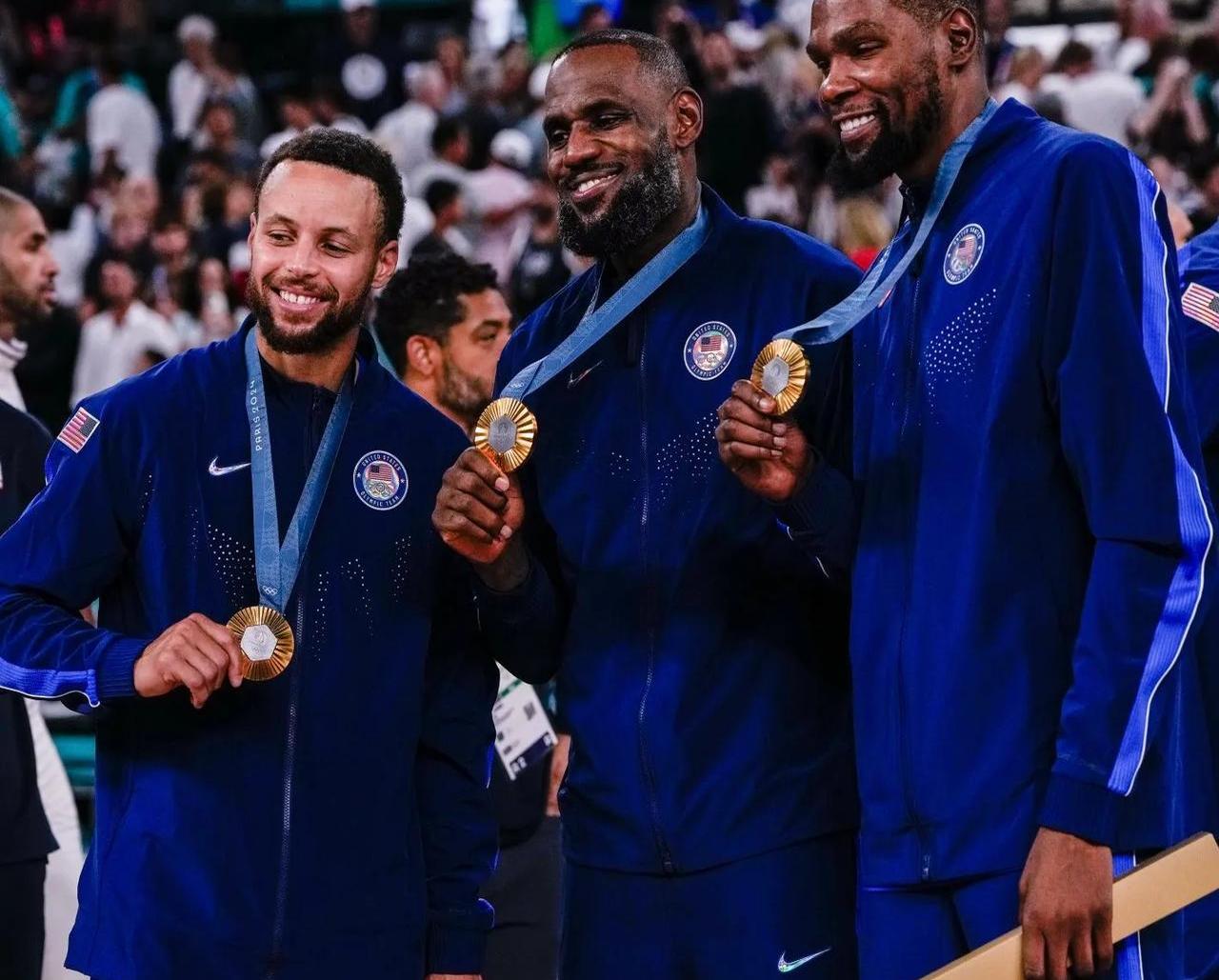 热火完胜浙江队，库里扛起全队