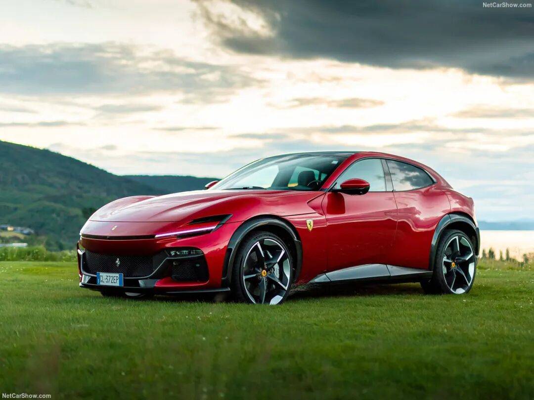 阿斯顿马丁翻盘迈凯伦,勒克莱尔惊艳四座 阿斯顿马丁翻盘迈凯伦,勒克莱尔惊艳四座