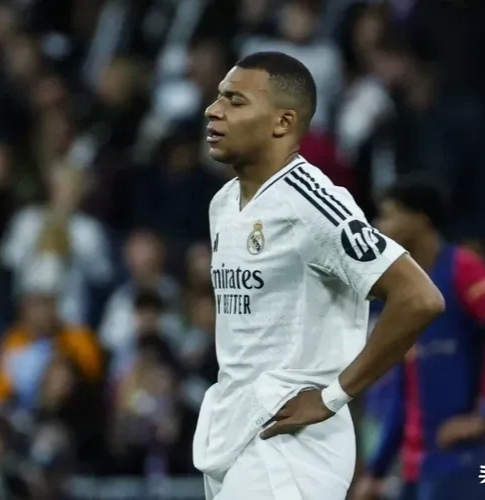 皇马横扫利物浦，姆巴佩高光表现