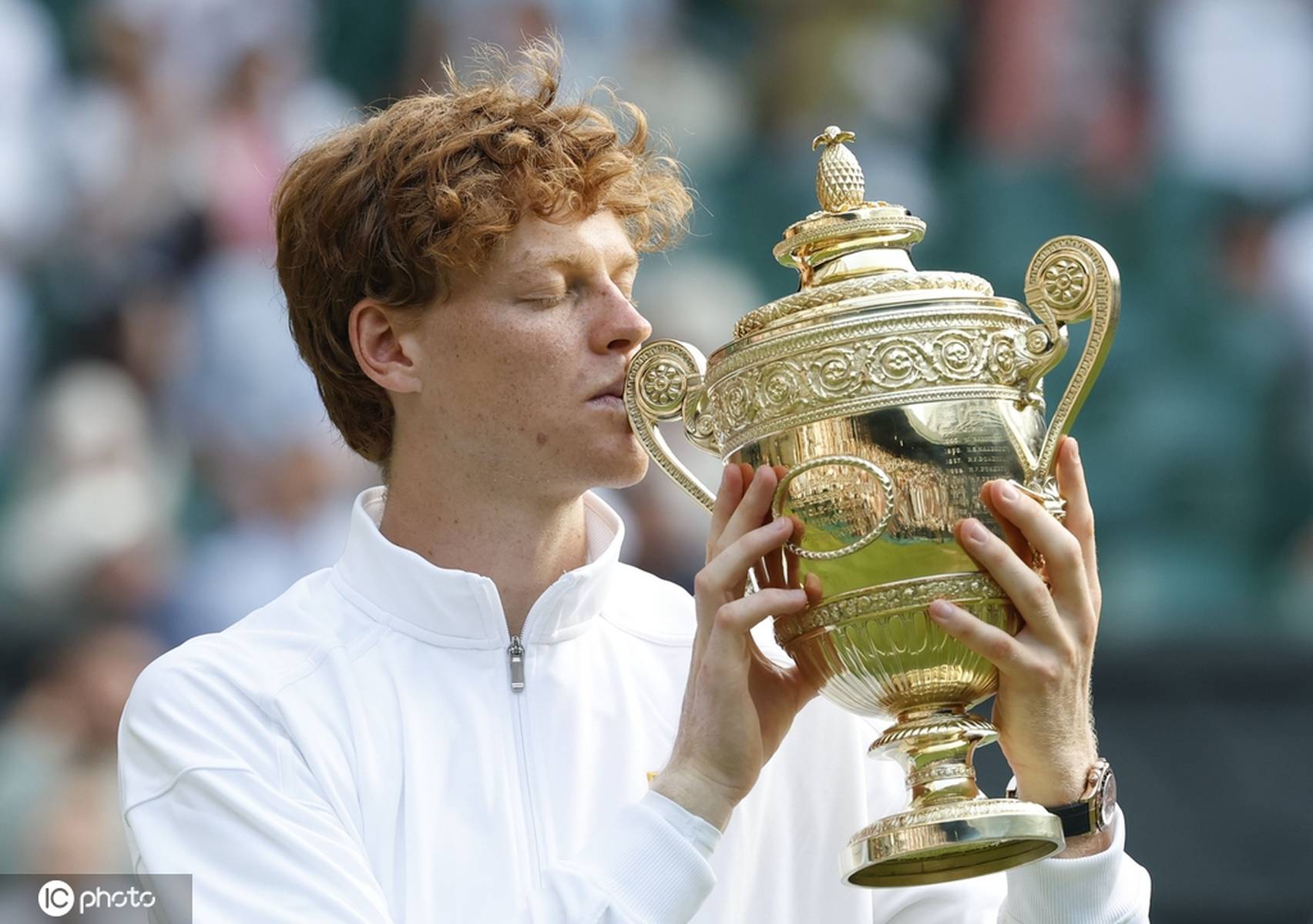 年终总决赛完胜拉沃尔杯，辛纳高光表现