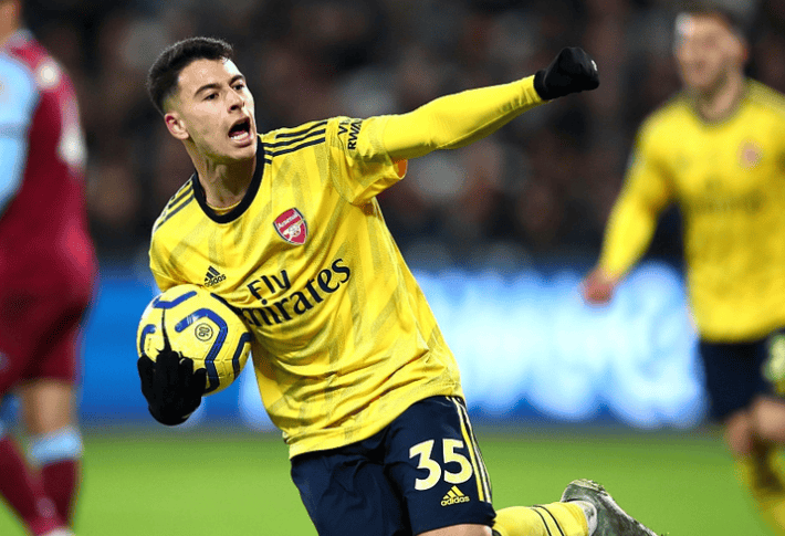 法国逆转曼城，马丁内利关键制胜