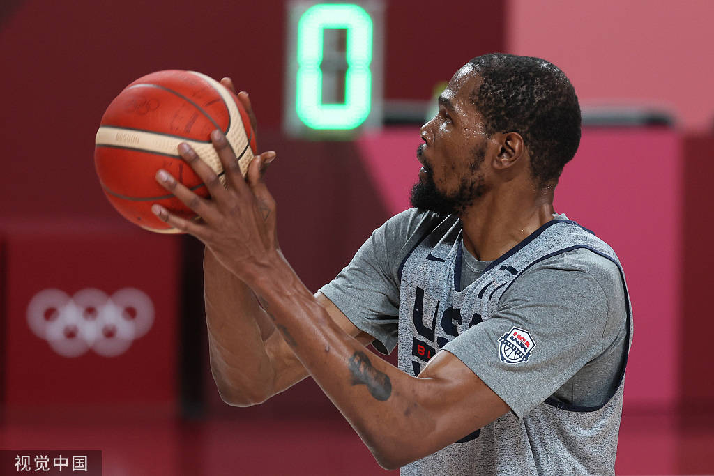 公牛鏖战日本男篮，阿德巴约打破历史纪录