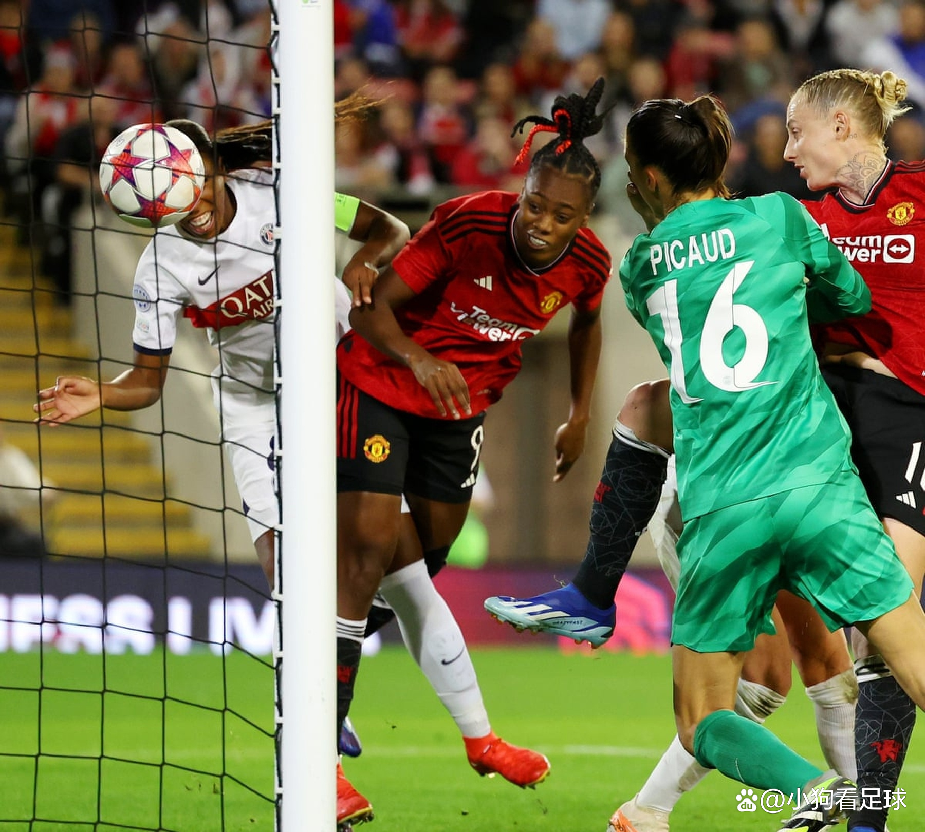 曼联伤员复出士气大增：人员齐整迎战强敌