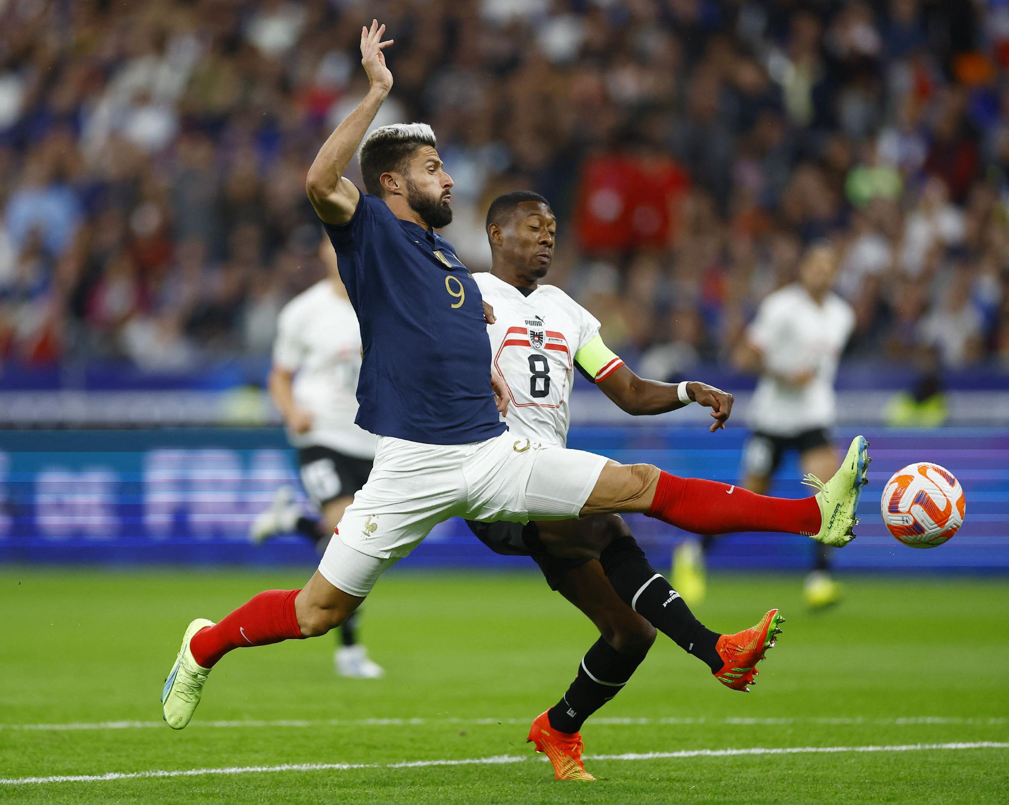 日本队横扫奥地利队,奥恰洛夫统治全场 日本队横扫奥地利队,奥恰洛夫统治全场