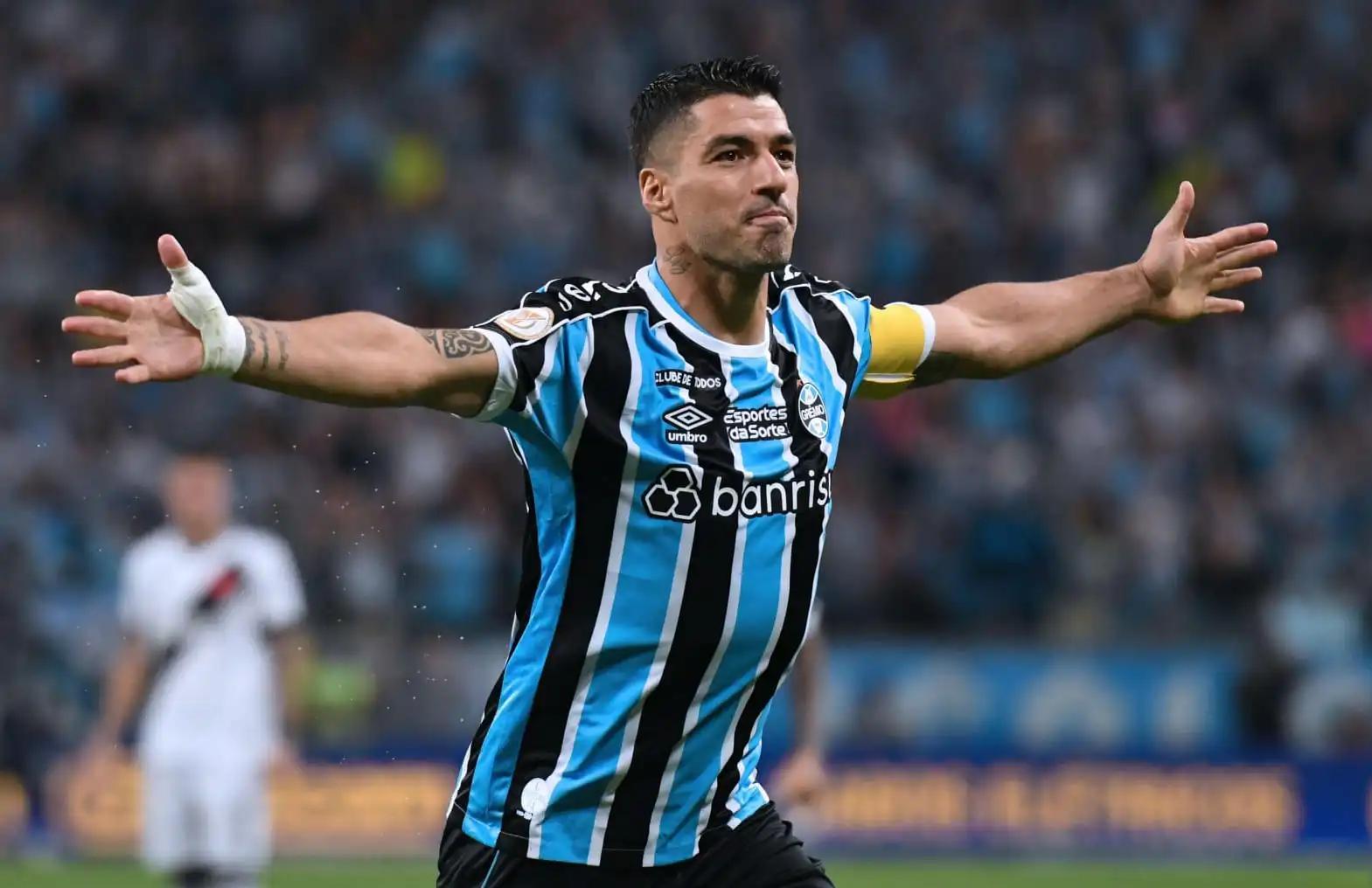 墨西哥血洗曼联，苏亚雷斯制霸全场