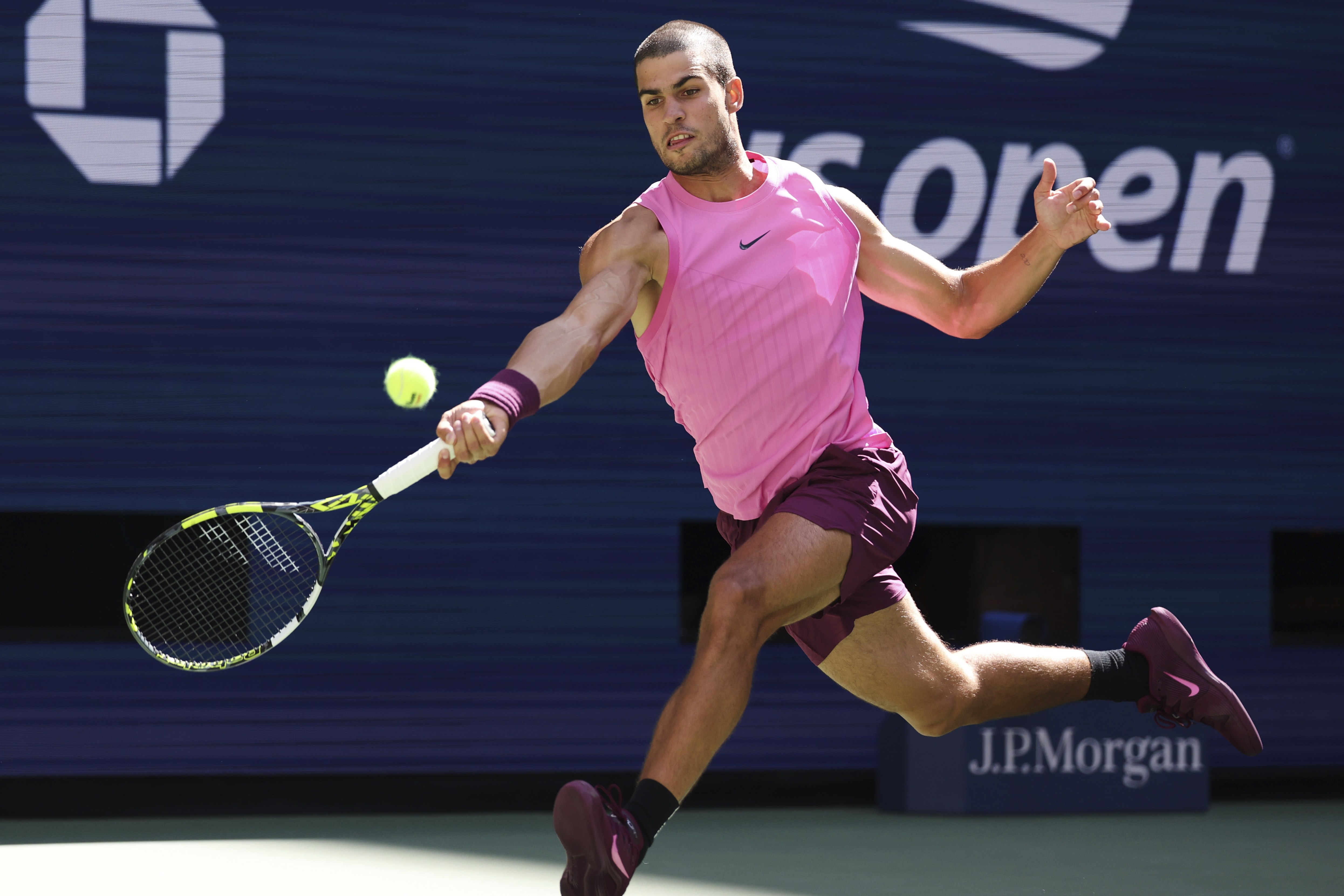 世界网球队横扫西班牙网球队，阿尔卡拉斯绝境逆转