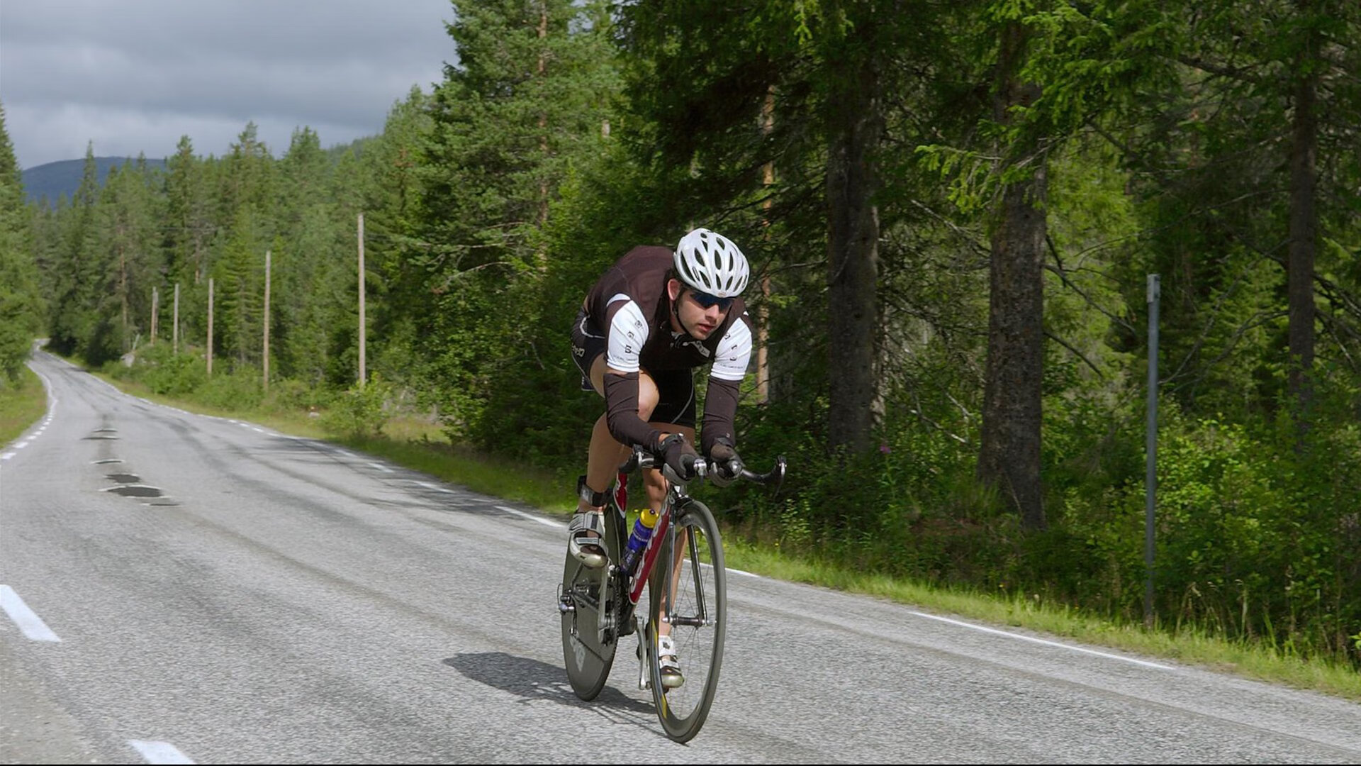 逆转与接管，足球世界里的唯一性瞬间—从威尔士到本泽马