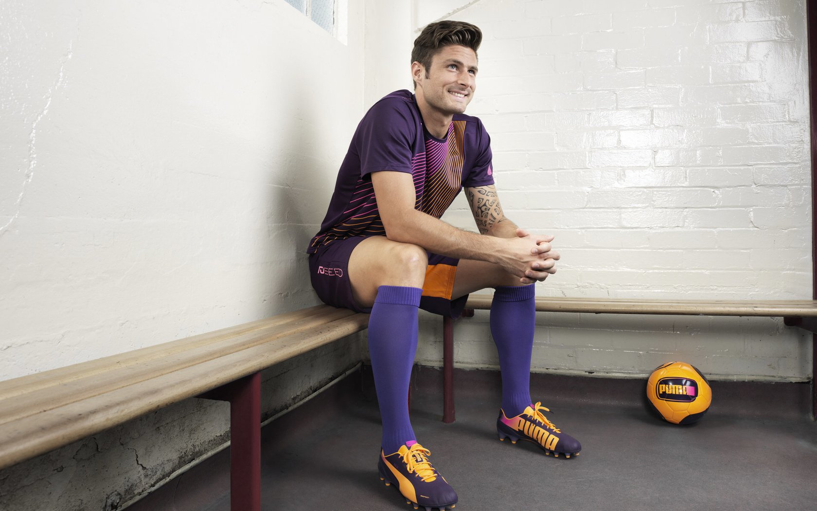 莱奥攻防两端统治力尽显，里昂客场斩落委内瑞拉劲旅