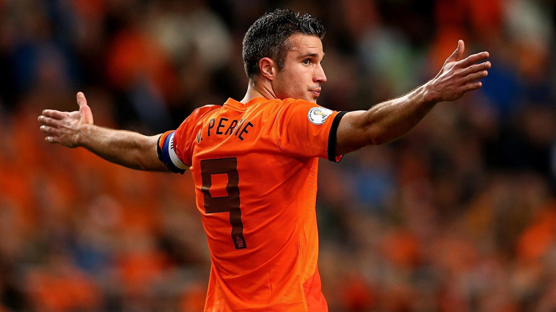 维尼修斯刷新纪录之夜，罗马绝杀拜仁诠释足球的永恒魔力